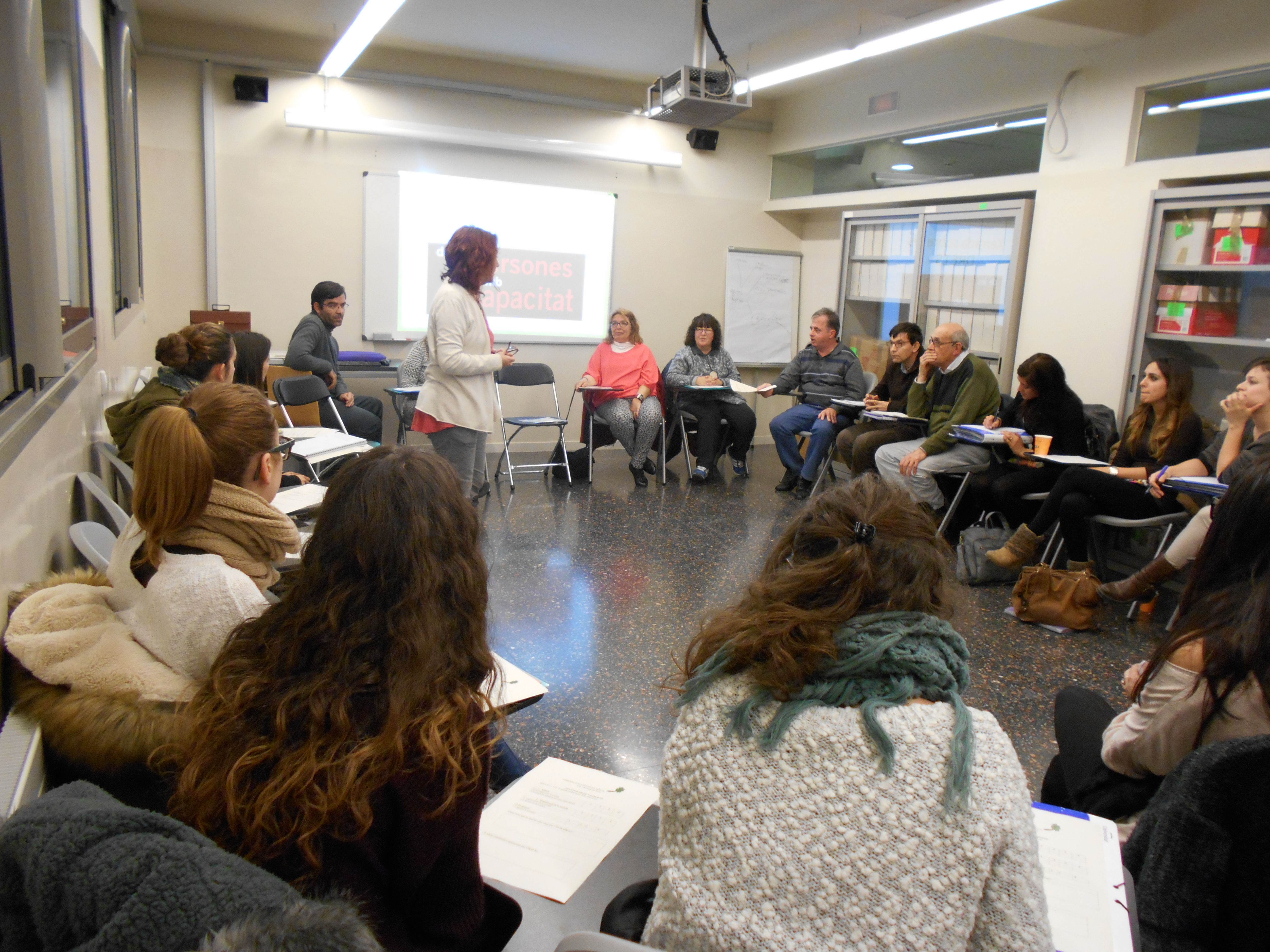 Un momento de la charla de los autogestores